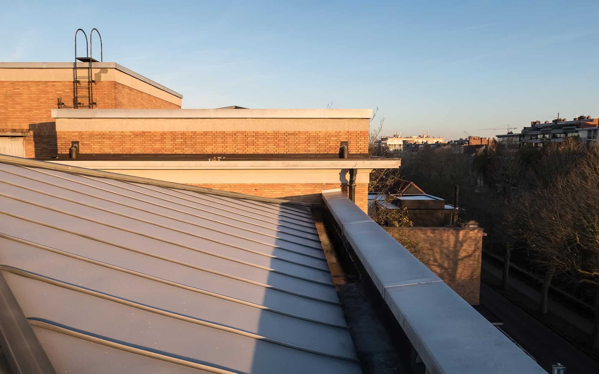 Side view of a commercial roof
